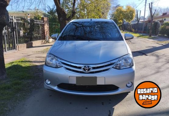Autos - Toyota Etios xls 2015 Nafta 53400Km - En Venta