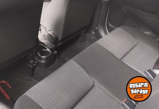 Autos - Toyota Etios xls 2015 Nafta 53400Km - En Venta