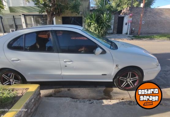 Autos - Renault megane 1.6 unique 2004 Nafta 175000Km - En Venta