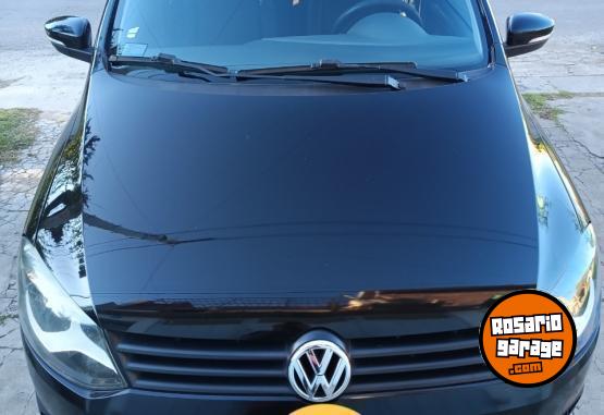 Autos - Volkswagen Fox 5 puertas Confortline 2013 Nafta 110500Km - En Venta