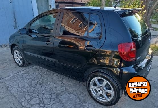 Autos - Volkswagen Fox 5 puertas Confortline 2013 Nafta 110500Km - En Venta