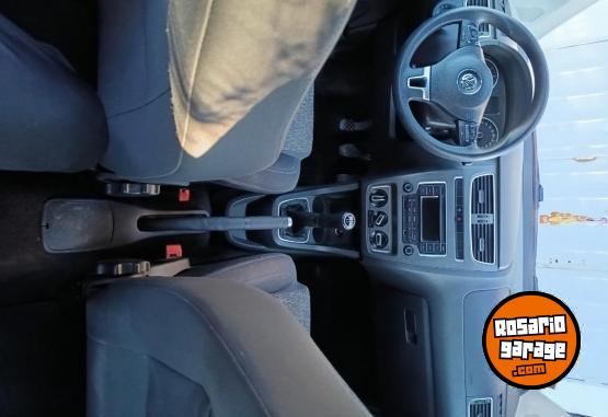 Autos - Volkswagen Fox 5 puertas Confortline 2013 Nafta 110500Km - En Venta