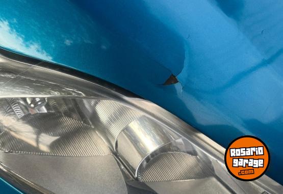 Autos - Ford Fiesta Kinetic Titanium 2013 GNC 174000Km - En Venta