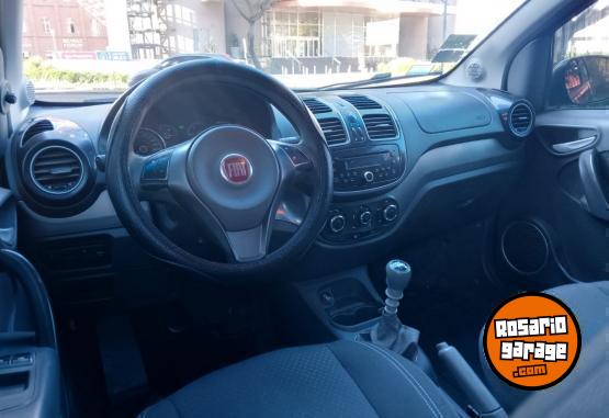 Autos - Fiat Grand Siena 1.4 2016 Nafta 130000Km - En Venta