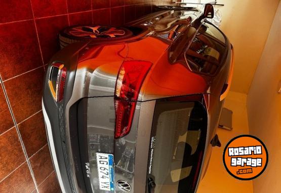 Autos - Volkswagen Taos 2024 Nafta 13000Km - En Venta