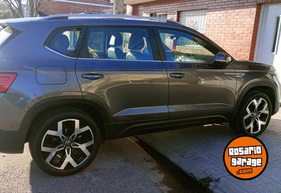 Autos - Volkswagen Taos 2024 Nafta 14000Km - En Venta