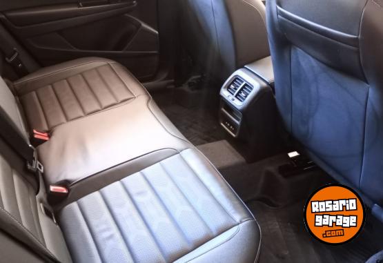 Autos - Volkswagen Taos 2024 Nafta 18000Km - En Venta