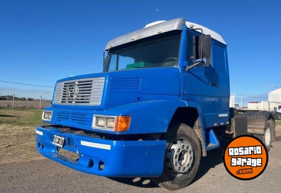 Camiones y Grúas - Mercedes Benz 1620 - En Venta