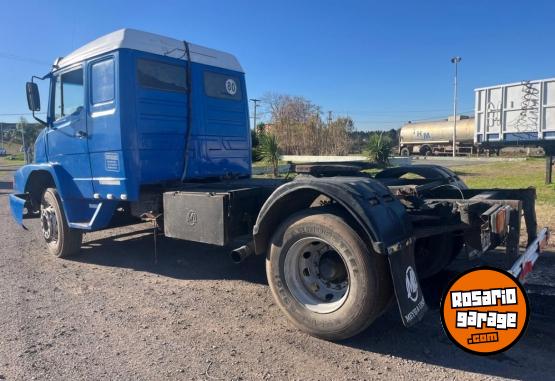 Camiones y Grúas - Mercedes Benz 1620 - En Venta