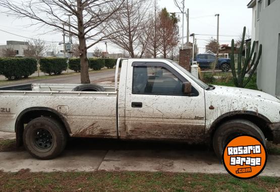 Camionetas - Isuzu Pickup 2000 Diesel 400000Km - En Venta