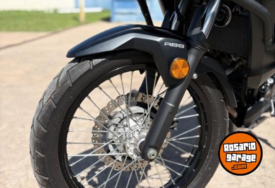 Motos - Kawasaki versys 300 2023 Nafta 10000Km - En Venta