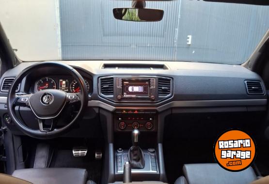 Camionetas - Volkswagen AMAROK HIGLINE V6 2022 Diesel 70000Km - En Venta