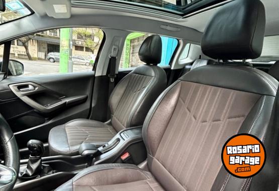 Autos - Peugeot 2008 2019 Nafta 100000Km - En Venta