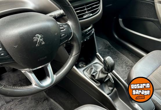 Autos - Peugeot 2008 2019 Nafta 100000Km - En Venta