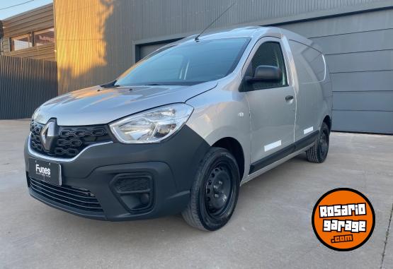 Utilitarios - Renault Renault Kangoo 2022 Nafta 93000Km - En Venta