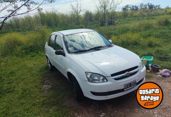 Autos - Chevrolet Classic 2015 Nafta 99350Km - En Venta