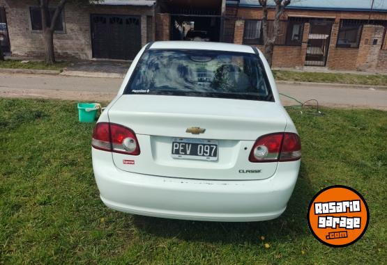 Autos - Chevrolet Classic 2015 Nafta 99350Km - En Venta