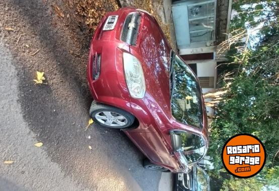 Autos - Chevrolet Aveo 2010 GNC 200000Km - En Venta