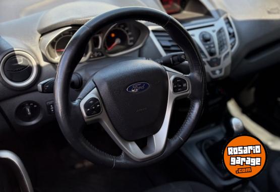 Autos - Ford fiesta 2012 Nafta 140000Km - En Venta