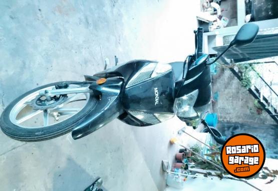 Motos - Mondial LD 110 MAX 2023 Nafta 5600Km - En Venta