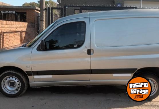 Utilitarios - Peugeot PARTNER HDI 2010 Diesel 149138Km - En Venta
