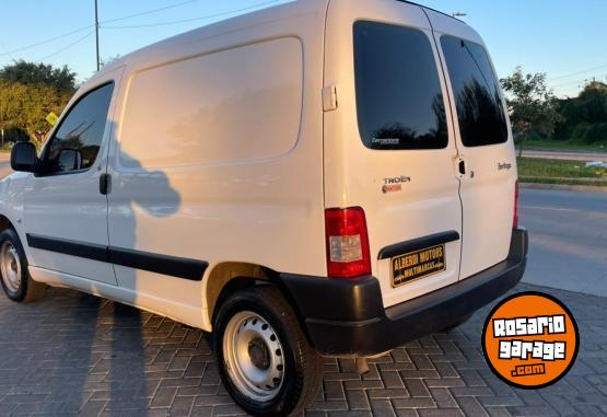 Utilitarios - Citroen BERLINGO 1.4 FURGON 2018 Nafta 125000Km - En Venta