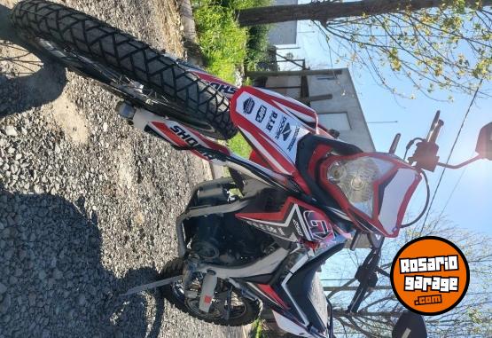 Motos - Guerrero Gxr 250 2016 Nafta 15470Km - En Venta