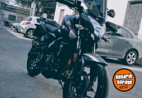 Motos - Bajaj Rouser NS 200 2017 Nafta 42000Km - En Venta
