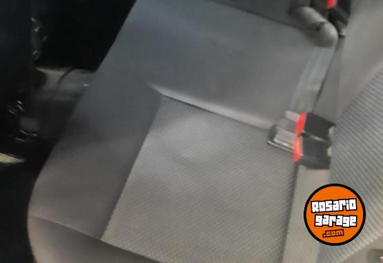 Autos - Volkswagen GOL TREND 5P PACK I 2015 Nafta 131000Km - En Venta