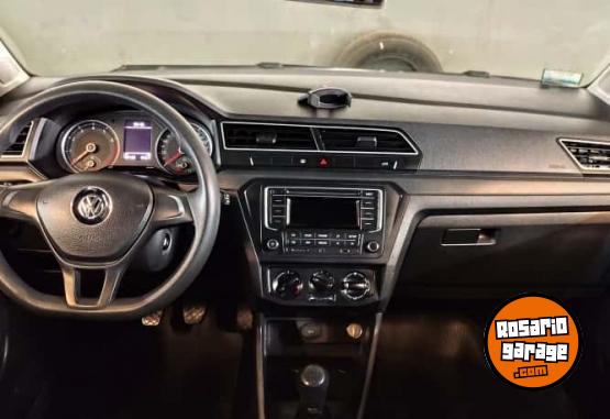 Autos - Volkswagen VOYAGE 1.6 MT 2017 Nafta 88000Km - En Venta