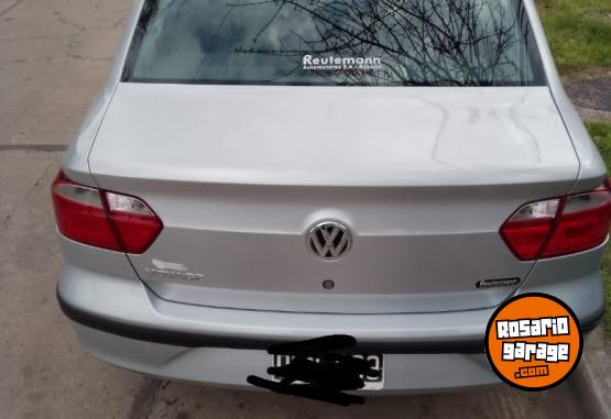Autos - Volkswagen Voyage 2015 GNC 134000Km - En Venta