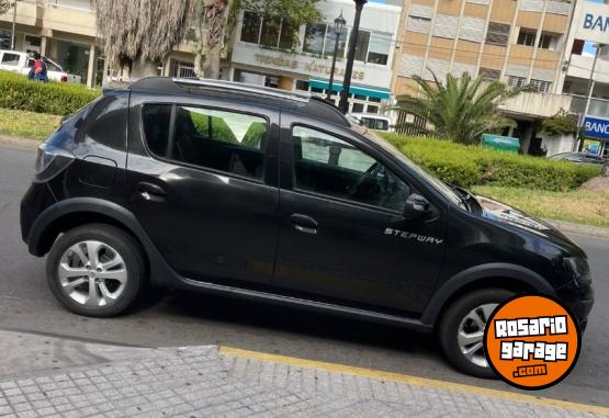 Autos - Renault SANDERO STEEPWAY PRIVILEG 2018 Nafta 132000Km - En Venta