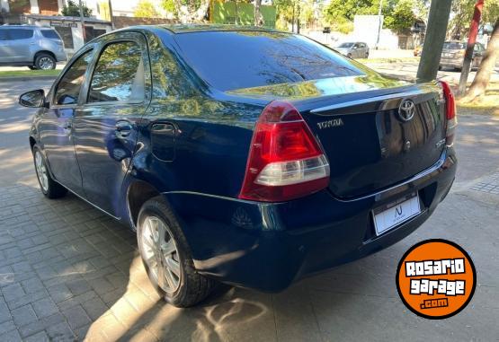 Autos - Toyota Etios xls 4pts 2017 Nafta 155000Km - En Venta