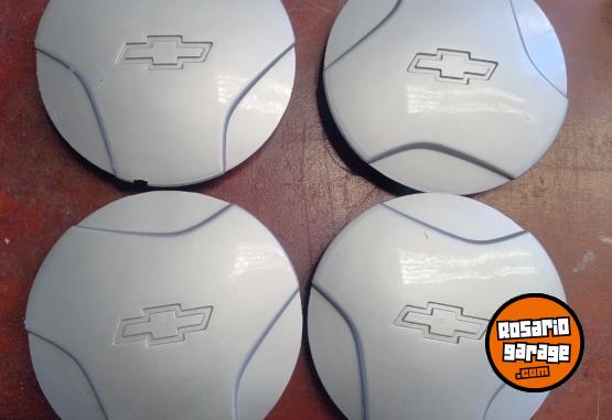 Accesorios para Autos - Tasas de centro Chevrolet - En Venta