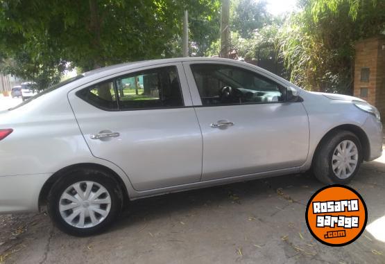 Autos - Nissan Versa 2017 Nafta 155000Km - En Venta