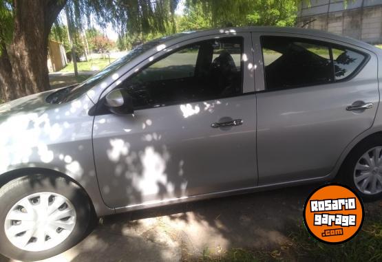 Autos - Nissan Versa 2017 Nafta 155000Km - En Venta