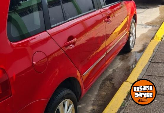 Autos - Volkswagen SURAN 2012 GNC 220000Km - En Venta