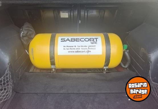 Autos - Volkswagen SURAN 2012 GNC 220000Km - En Venta