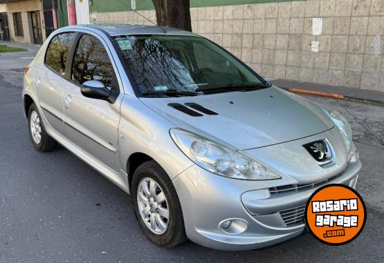 Autos - Peugeot 207 Compact 2012 Diesel 140000Km - En Venta
