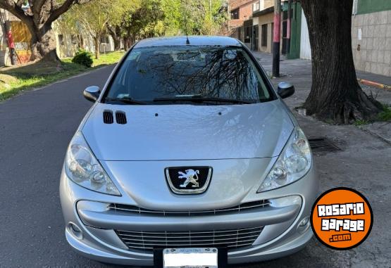 Autos - Peugeot 207 Compact 2012 Diesel 140000Km - En Venta