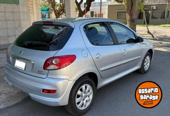 Autos - Peugeot 207 Compact 2012 Diesel 140000Km - En Venta