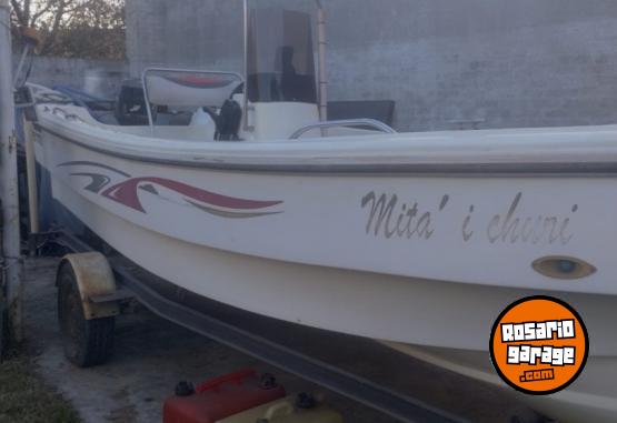 Embarcaciones - Vendo lancha Tracker 540 + Mercury 40 Hp 2 tiempos Power Trim - En Venta