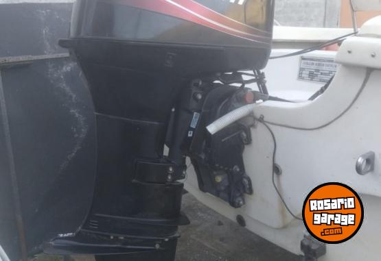 Embarcaciones - Vendo lancha Tracker 540 + Mercury 40 Hp 2 tiempos Power Trim - En Venta