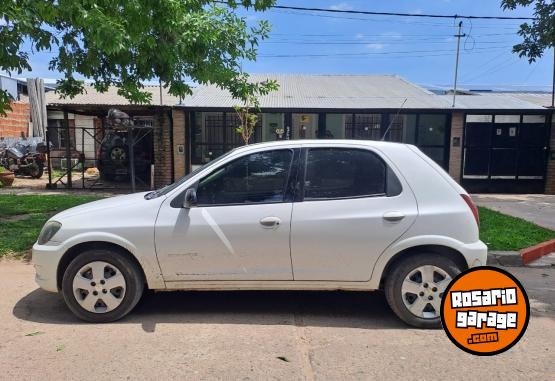 Autos - Chevrolet Celta Advantage Pack 2015 GNC 139000Km - En Venta