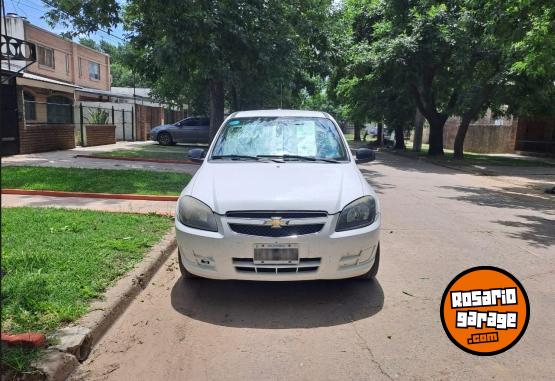 Autos - Chevrolet Celta Advantage Pack 2015 GNC 139000Km - En Venta