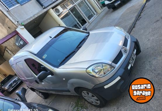 Utilitarios - Renault Kangoo 2009 GNC 98000Km - En Venta