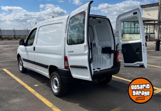 Utilitarios - Citroen Berlingo Furgn Business 2025 Diesel 0Km - En Venta