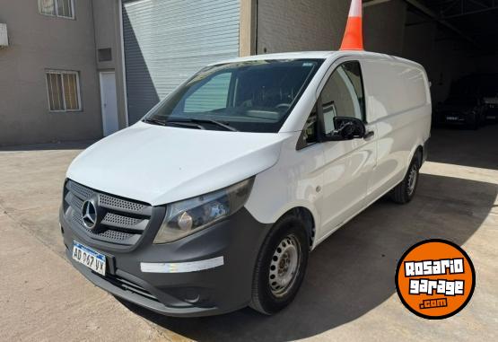 Utilitarios - Mercedes Benz VITO 111 CDI FURGON 2019 Diesel 111111Km - En Venta