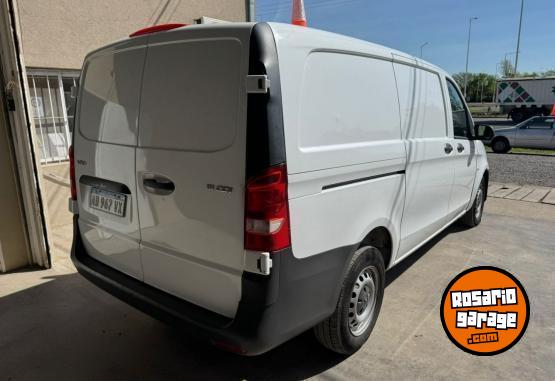 Utilitarios - Mercedes Benz VITO 111 CDI FURGON 2019 Diesel 111111Km - En Venta