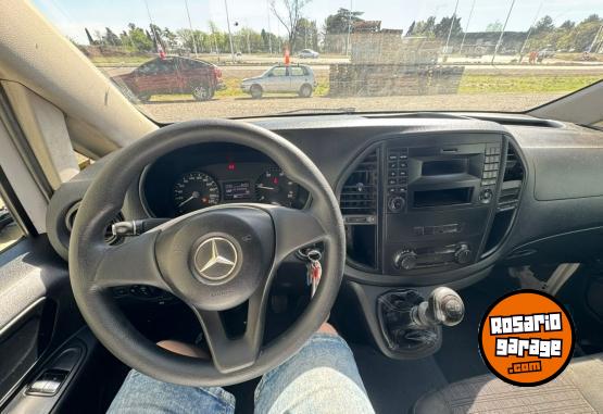 Utilitarios - Mercedes Benz VITO 111 CDI FURGON 2019 Diesel 111111Km - En Venta